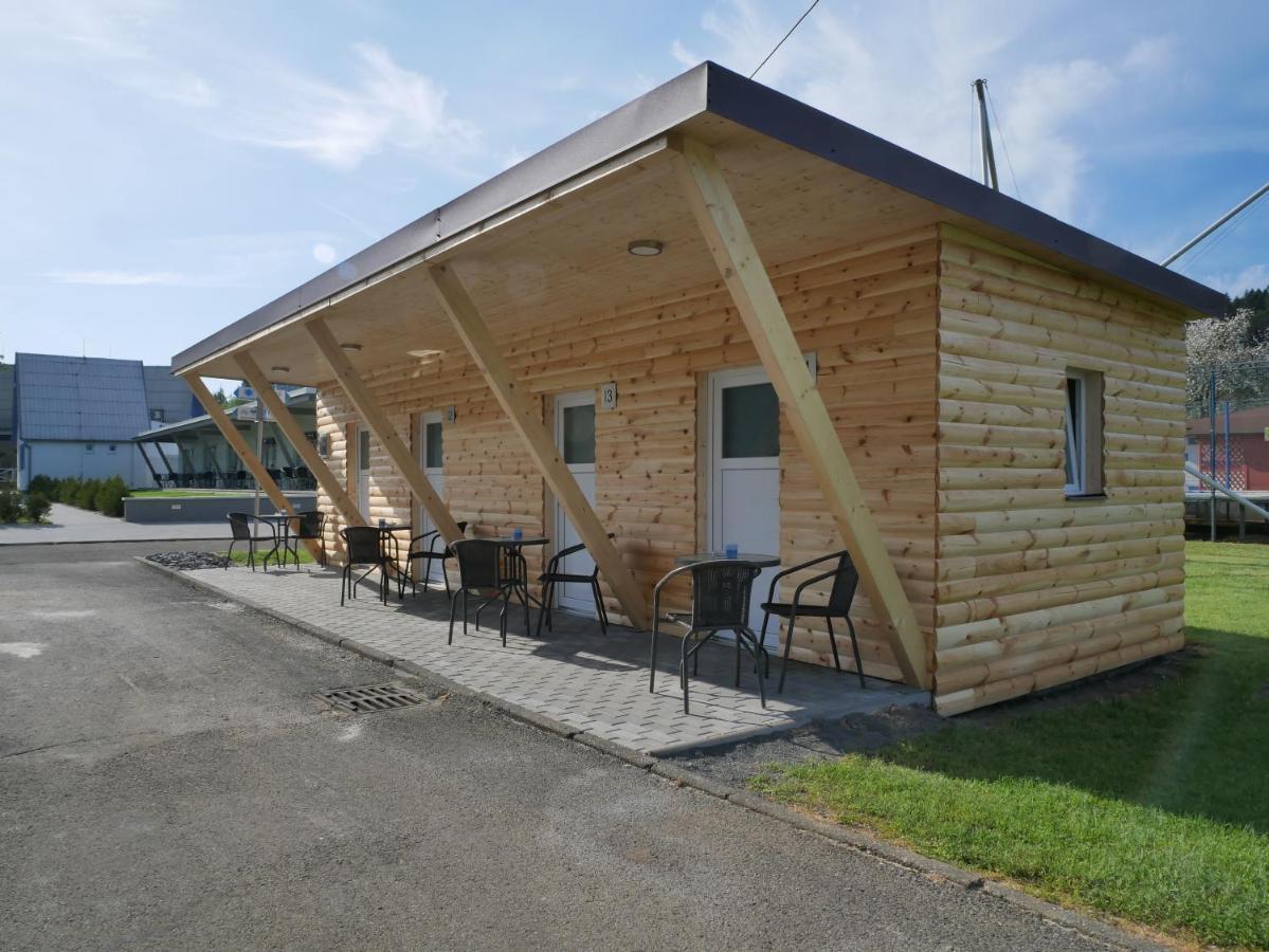 Camping Roznov Roznov pod Radhostem Exterior foto