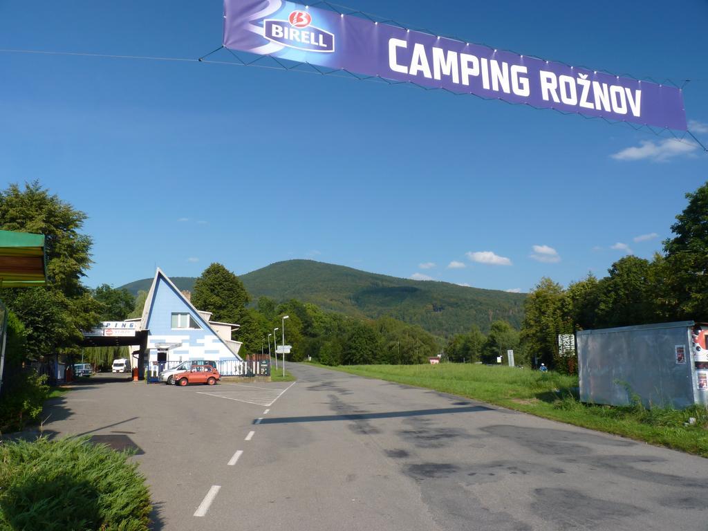 Camping Roznov Hotel Rožnov pod Radhoštěm Exterior foto